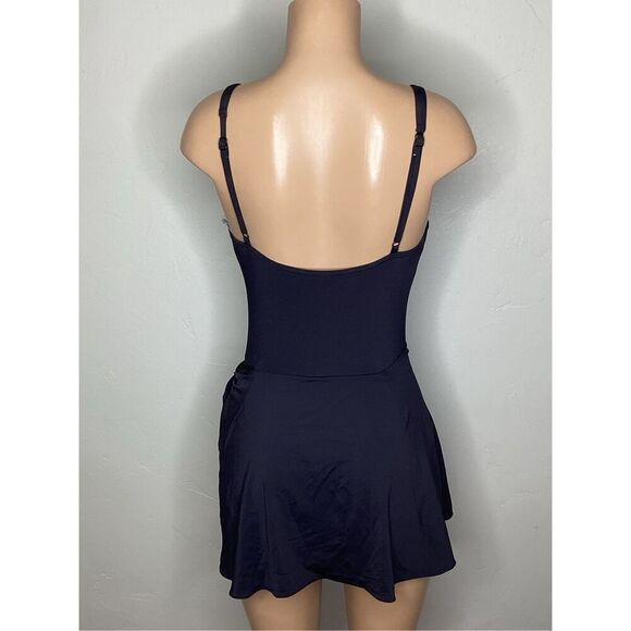 New. Coco Reef black skirted one piece. Size 16 Retails $152 - Picture 9 of 10